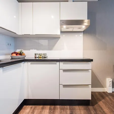 Yays North By Numa Aparthotel