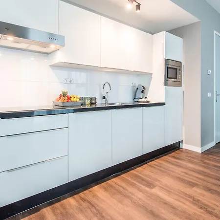 Yays North By Numa アムステルダム