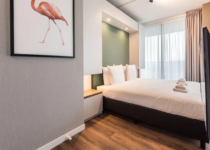 Yays North By Numa アムステルダム