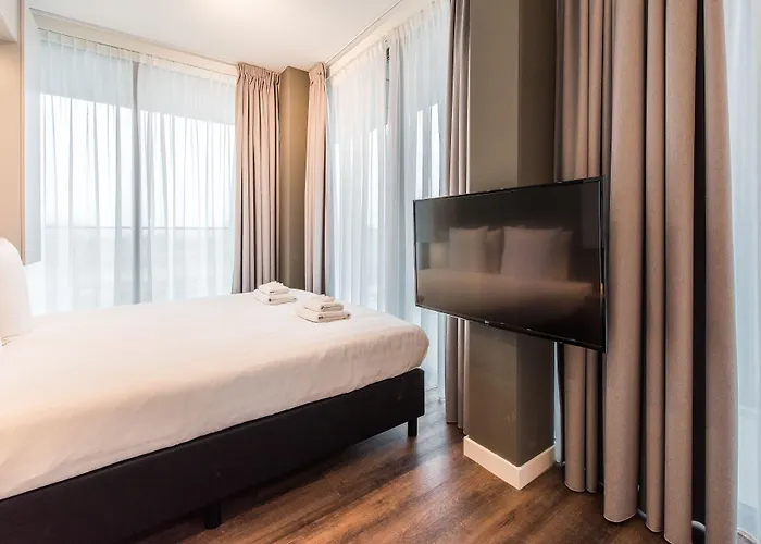 Yays North By Numa 4*